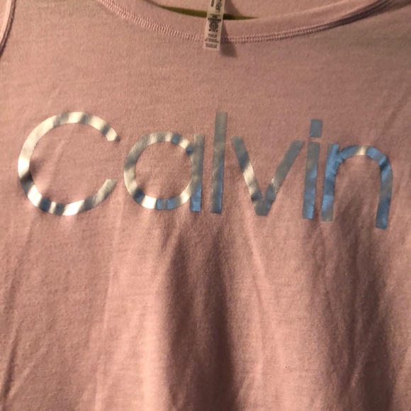 Calvin Klein tee - Picture 2 of 2